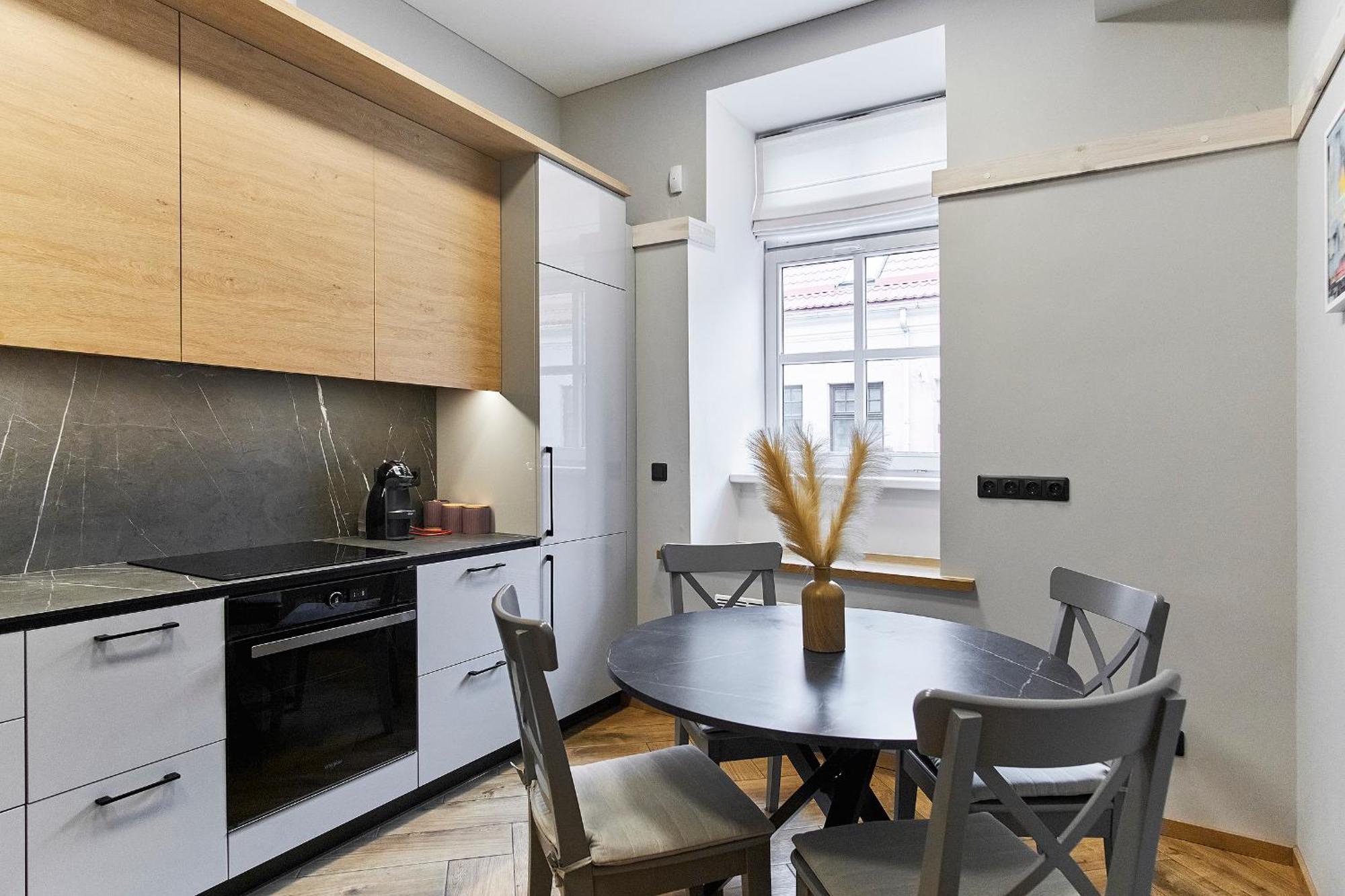 Cosy And Authentic Apartment In Vilnius Old Town Bagian luar foto